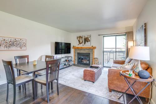 Frisco House | 1/2 Mi to Dtwn Frisco: Mtn-View Condo w/Pool!