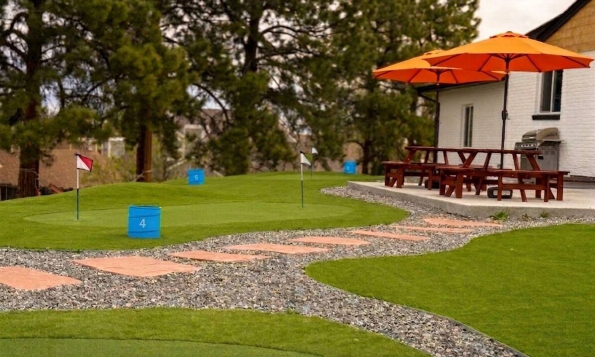Arvada House | 1.7 Acre Epic Group Retreat - Pickellball, Game Room, Firepits, Hot tub!