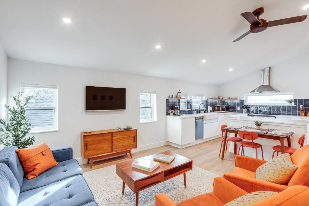 City Park Apartment | < 1 Block to City Park: New-Build Apt in Denver!