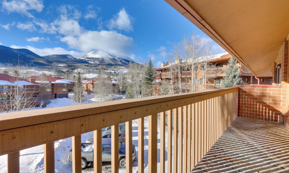 Frisco House | 1 Mi to Main Street: Mtn-View Home in Frisco