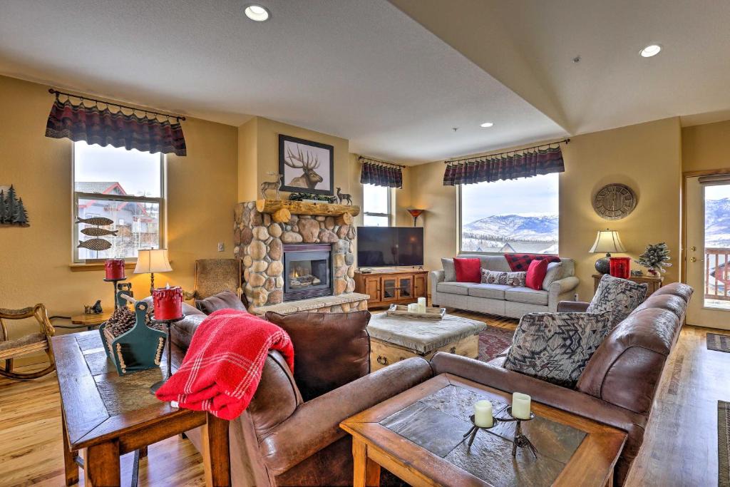 Wildernest House | 11 Mi to Keystone: Silverthorne Condo w/Deck