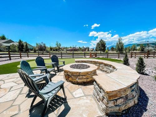 Gleneagle House | 15524 Candle Creek