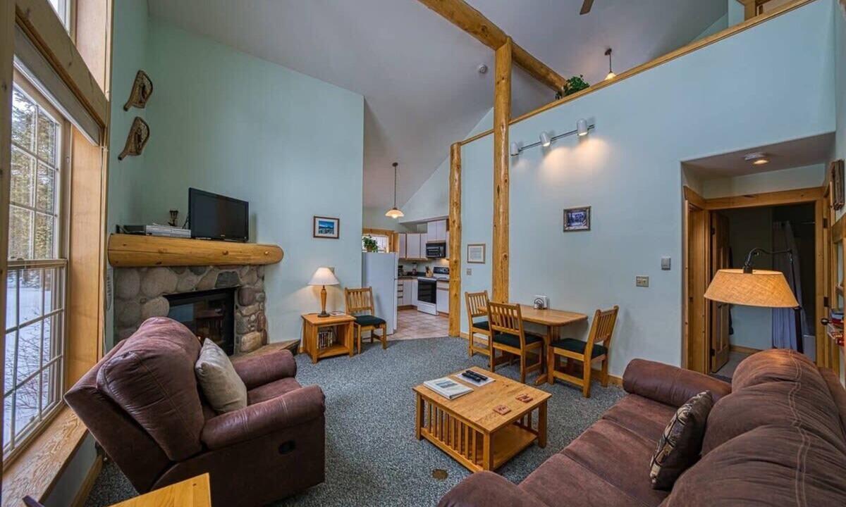 Leadville Cabin | 1BR w/Loft Cabin: Fireplace & Mountain View