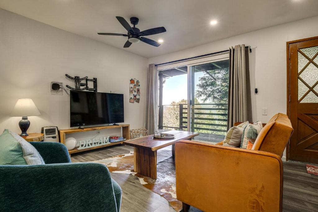 Crestline Apartment | 2 Mi to Lake Gregory! Chic Crestline Base Camp