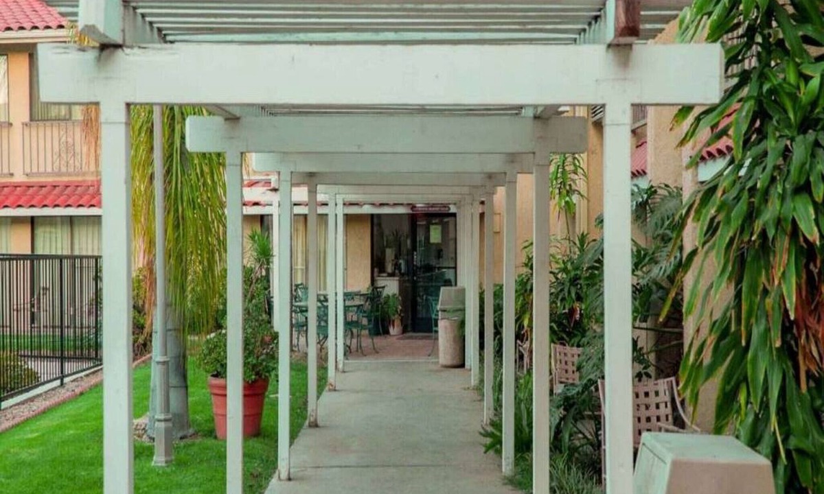 Anaheim Hills Apartment | 2 Queen Beds|Nsmk,Micfridge