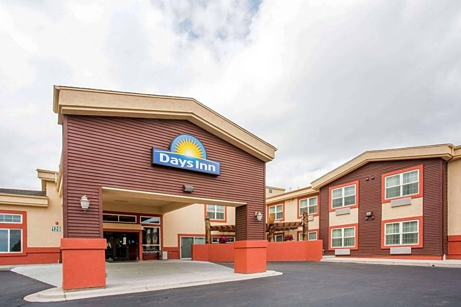 Manitou Springs Hotel | 2-Star Hotel ∙ Days Inn by Wyndham Manitou Springs