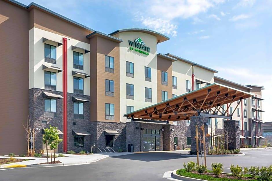 South San Jose Hotel | 2-Star Hotel ∙ Hampton Inn San Jose Cherry Ave, CA