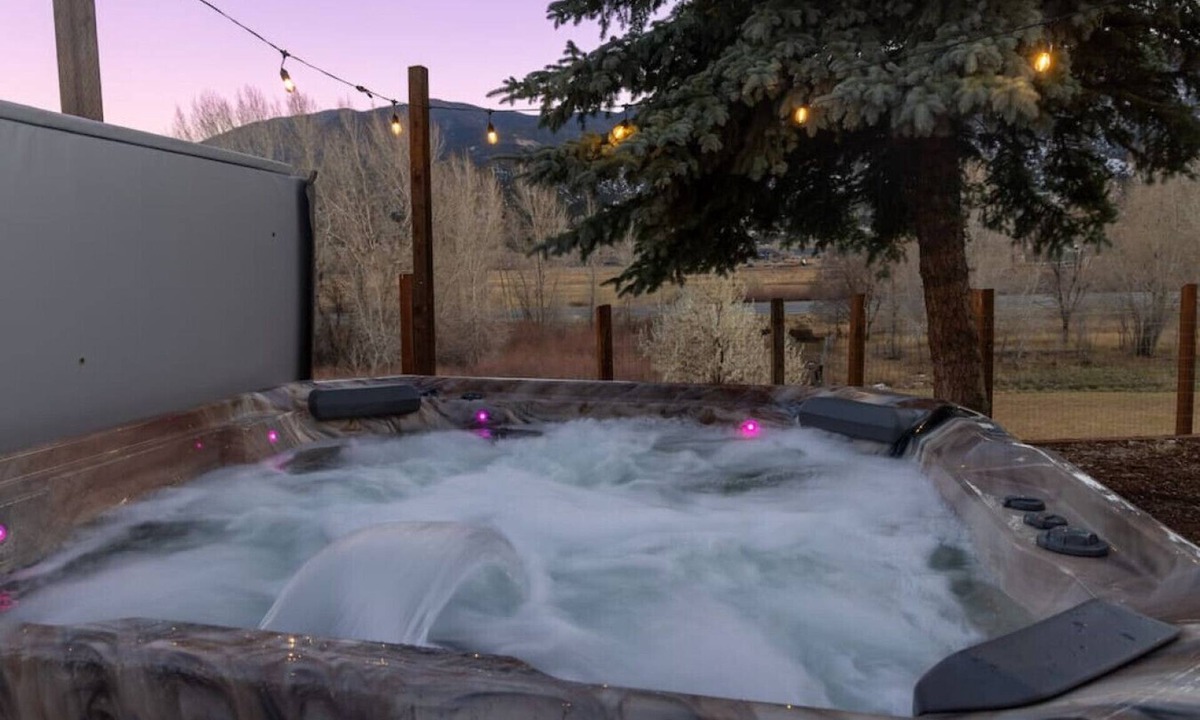 Poncha Springs Villa | 20 minutes to Monarch w/Hot Tub & Game Room!