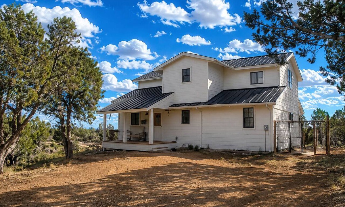Marvel House | 200 Acre Retreat, Family Friendly, Stargazing, More
