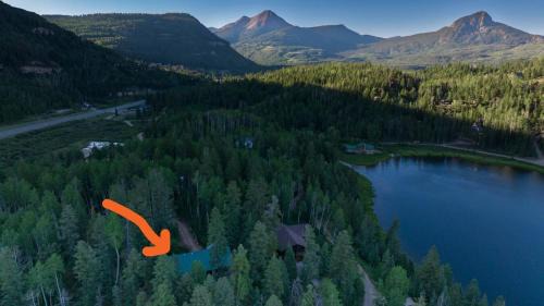 Columbine Lake House | 246 Beaver Circle