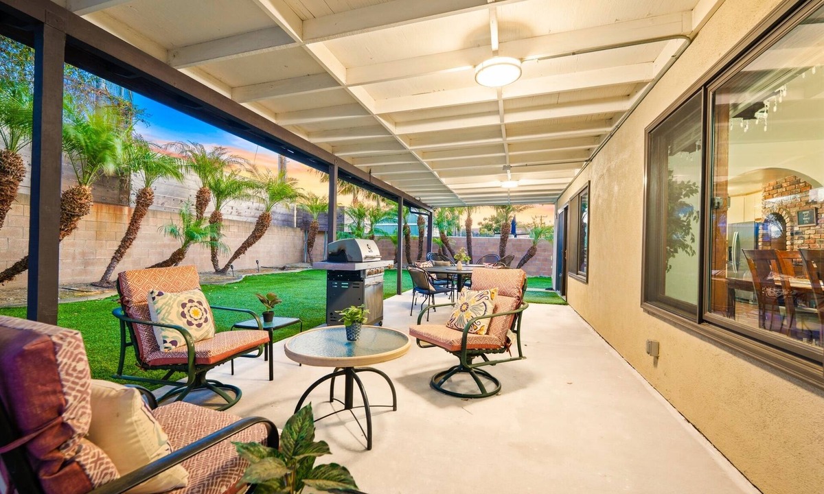 Ventura House | 25% Off August! Full AC, Perfect For Families*