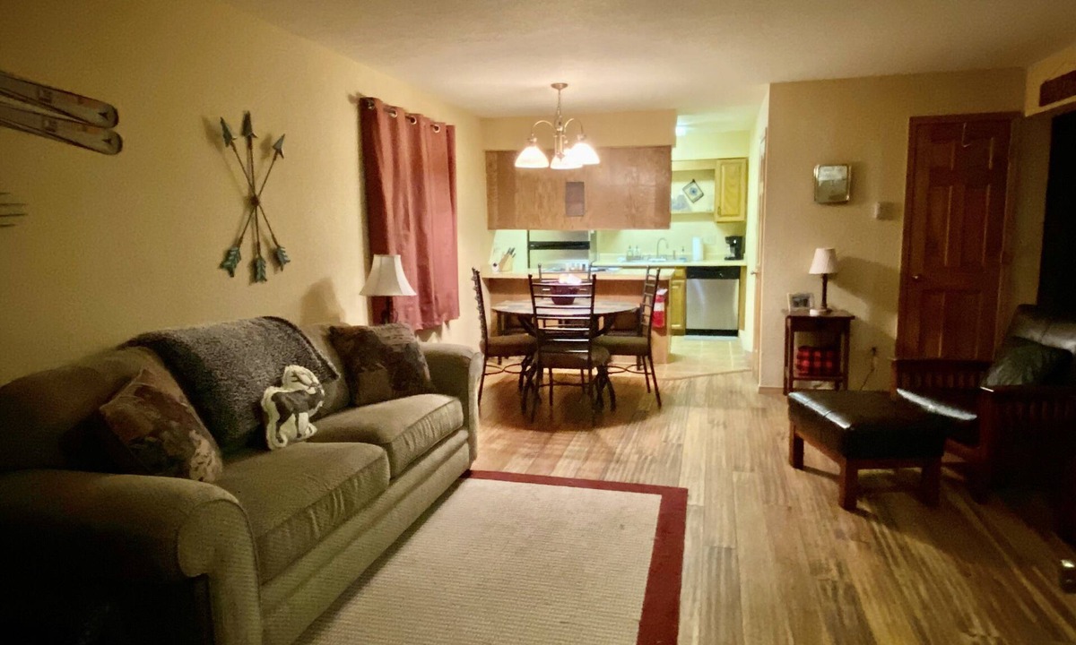 Angel Fire Condo | 2BR Ground Floor Condo W/Easy Access to Chile Express!