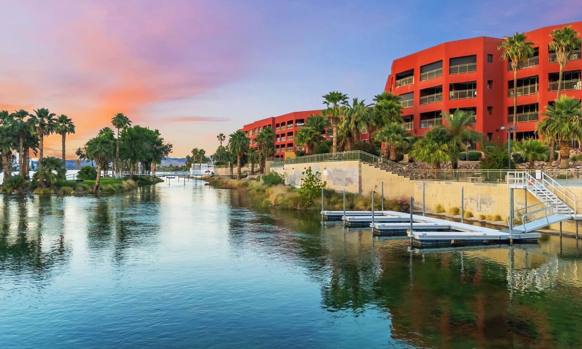 The Legends Condo | 3 BDR Dockside Riverfront Condo POOL-SPA-DOCK