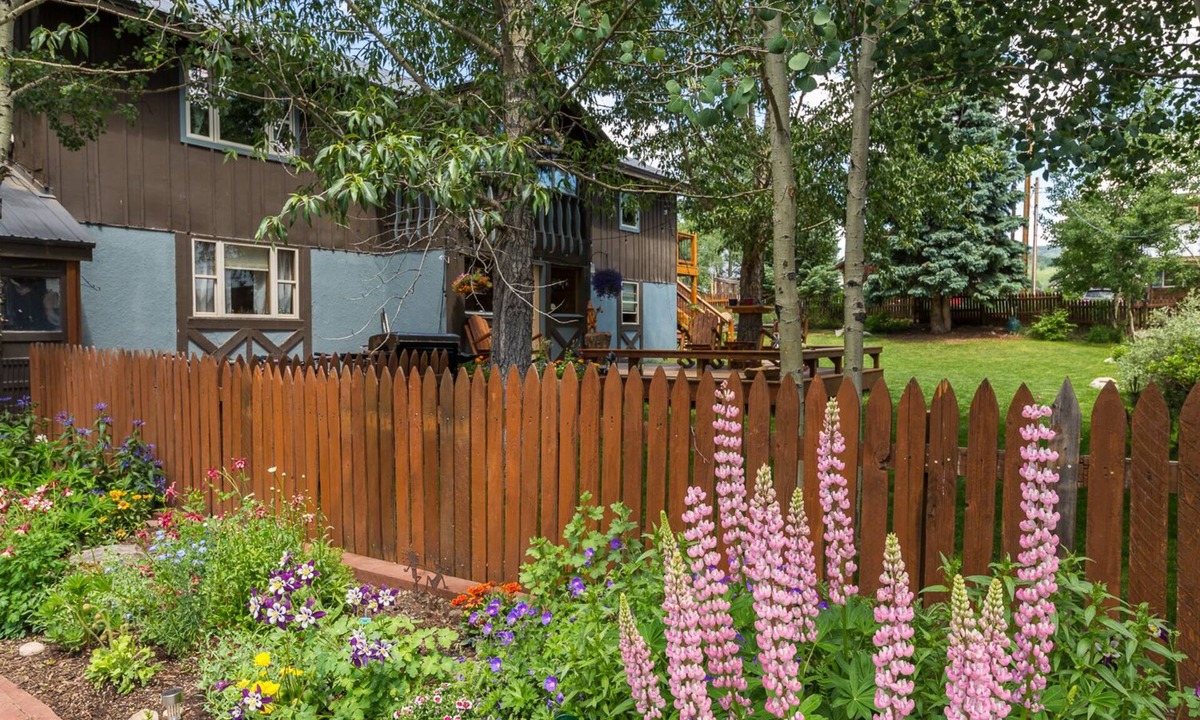 Crested Butte Apartment | 3 Bedroom Apt in the Heart of Crested Butte!