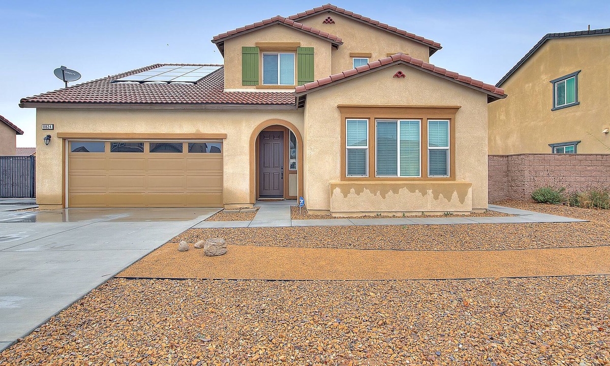 Victorville House | 3 Bedroom House