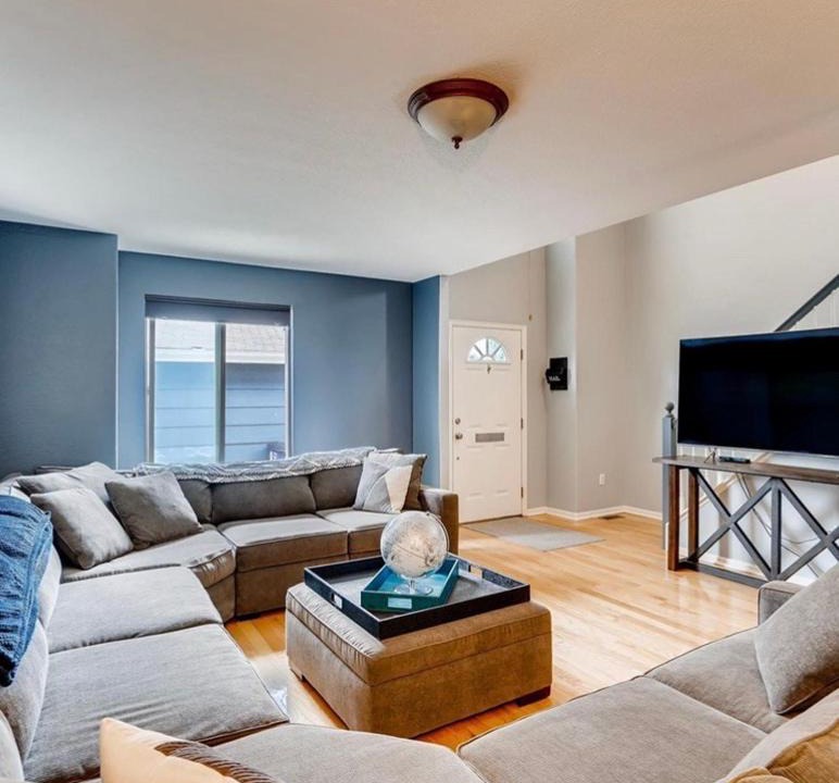 University Hills House | 3 Bedroom Townhouse in Denver Conveniently Located