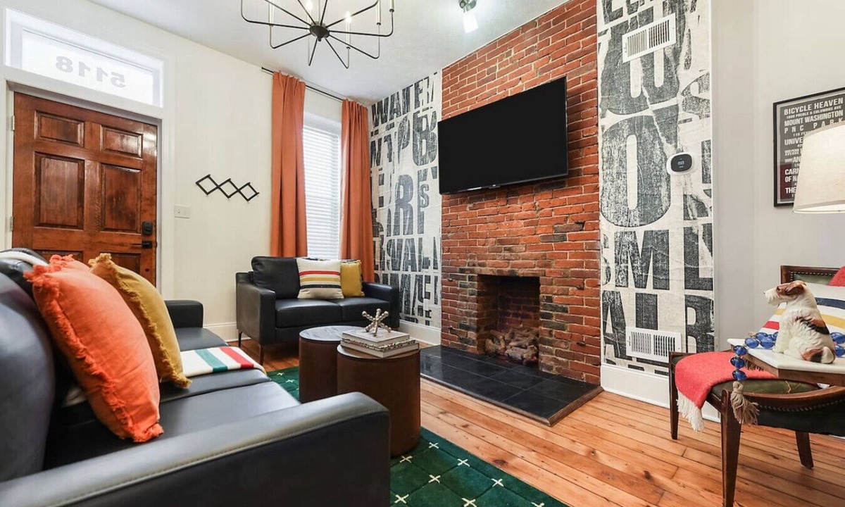 Lawrenceville House | 3 King Beds - Upper Lawrenceville Americana!