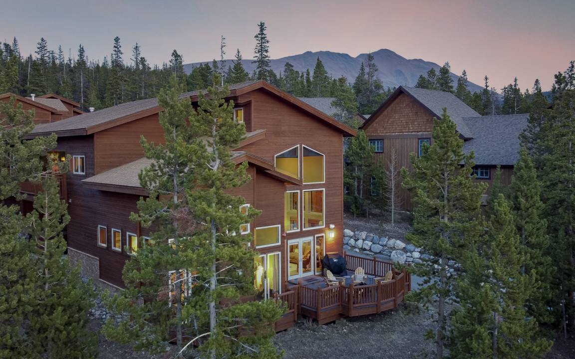 Woodmoor House | 318 m² House ∙ 3 bedrooms ∙ 10 guests
