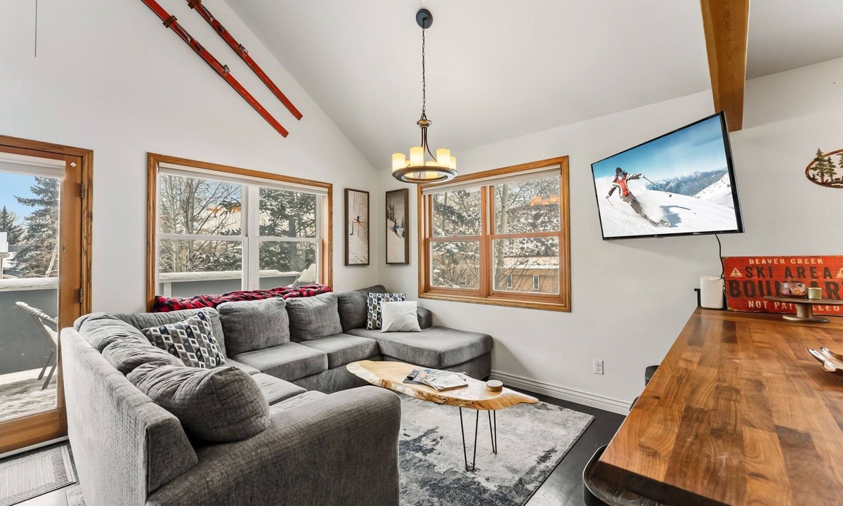 Eagle-Vail House | 3B/2BA + Loft | Vail Townhome | Ski Dog-Friendly