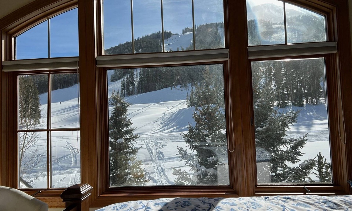 East Village at Copper House | 3BR/3.5Ba Slopeside Ski-in/Ski-out Townhome, Amazing Ski Views, Pvt Garage, W/D