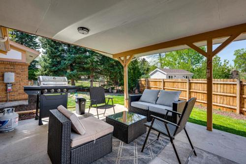 Arvada House | 4 Mi to Olde Town Arvada! Dog-Friendly Home, Yard