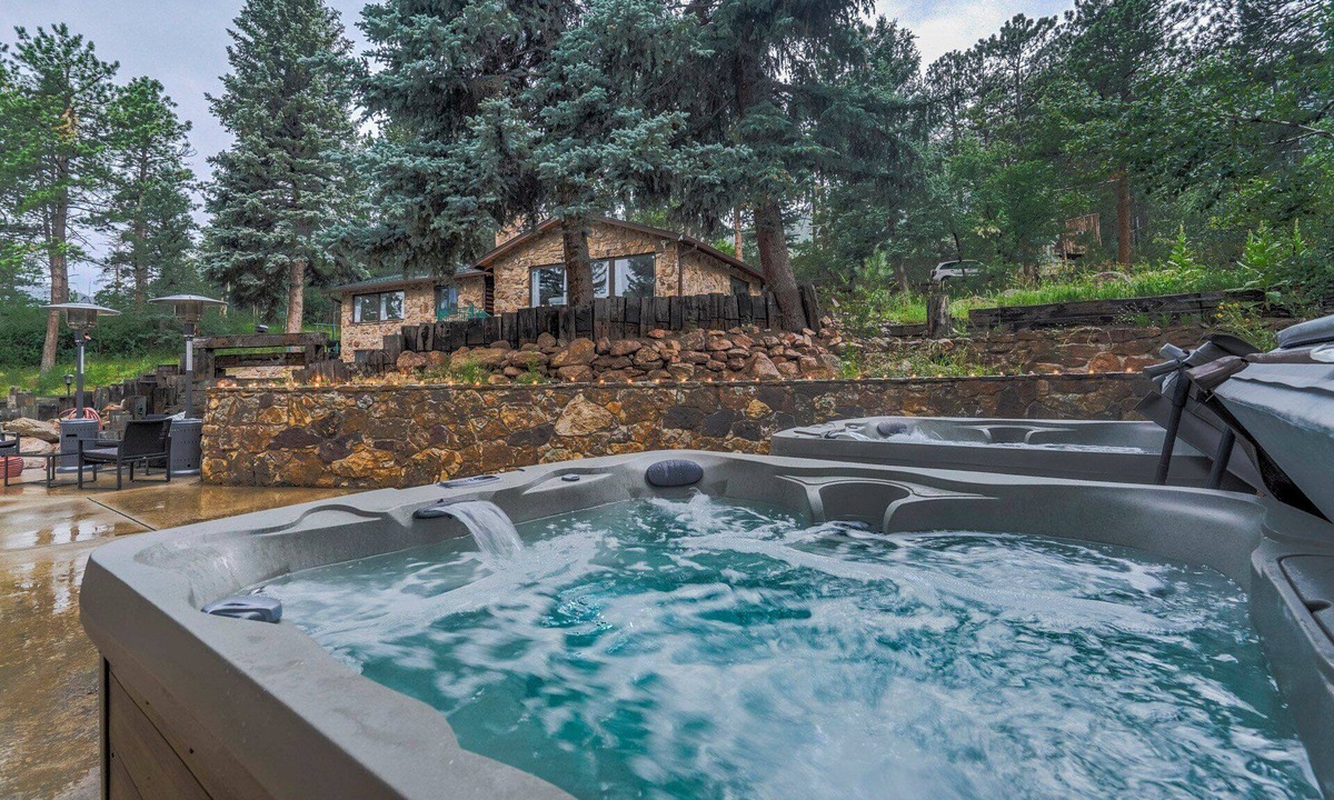 Cascade Cottage | 4925 Pike Unit2