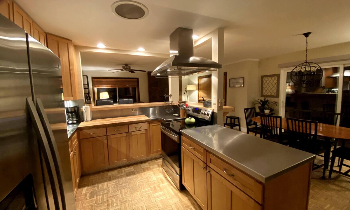 South Boulder House | 4BD Boulder's Best Neighborhood - Flatirons Views - Shanahan Trails at Your Door