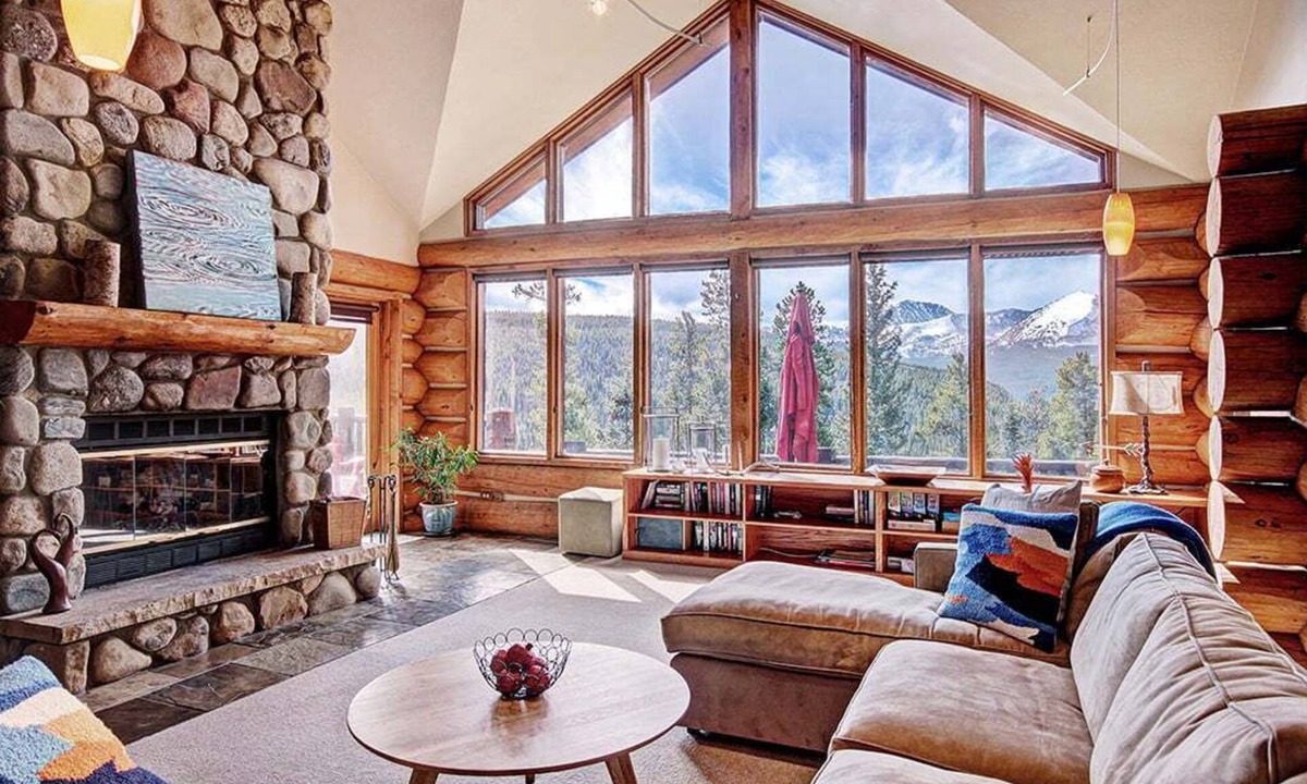 Baldy Mountain House | 4BR/3.5BA in Breckenridge with Hot Tub at 10 Southface.