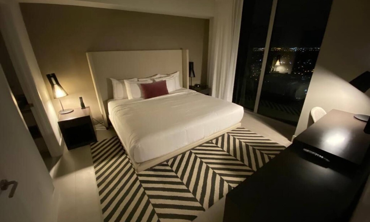 Hollywood South Central Beach Condo | 5 🏙AMENITIES + LUXURY CONDO IN THE SKY
