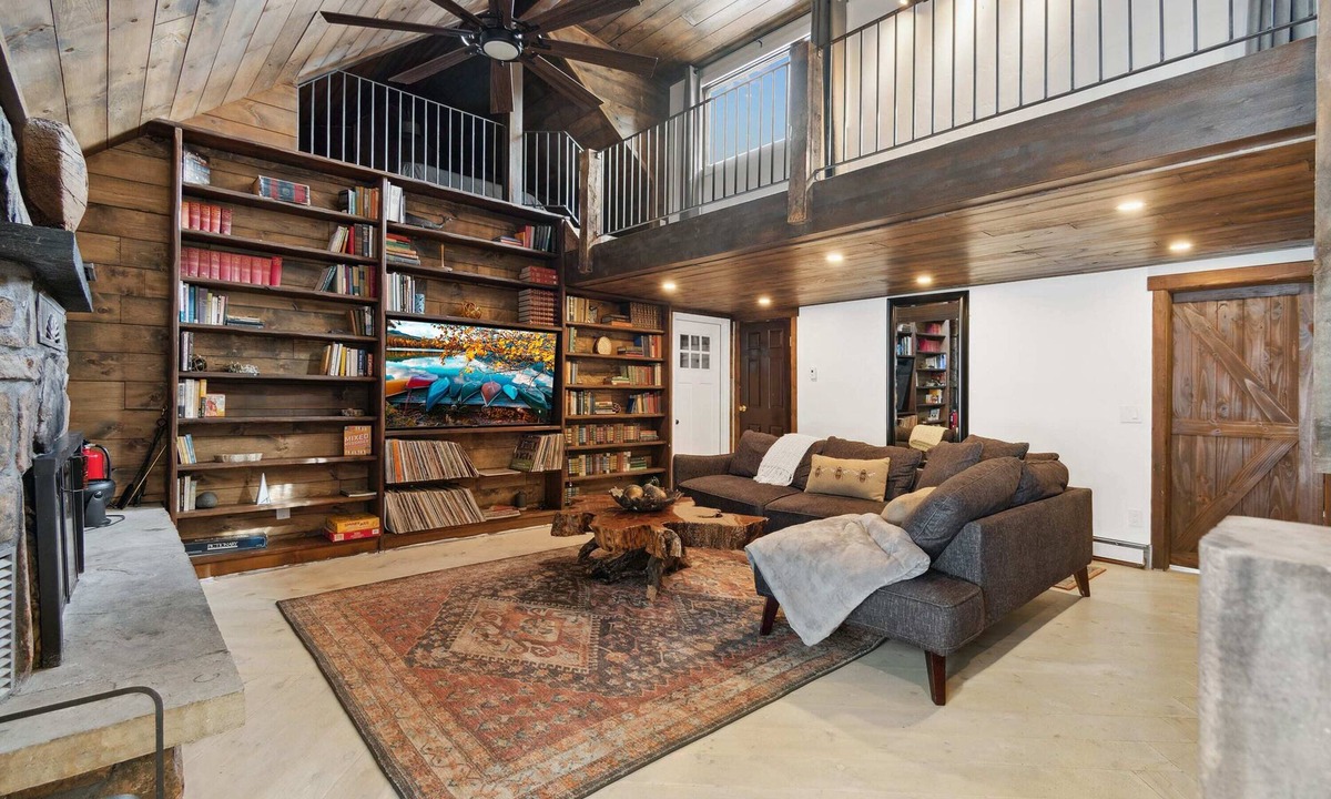 Allenspark Cabin | 5 Bd Cabin W/Private Hot Tub