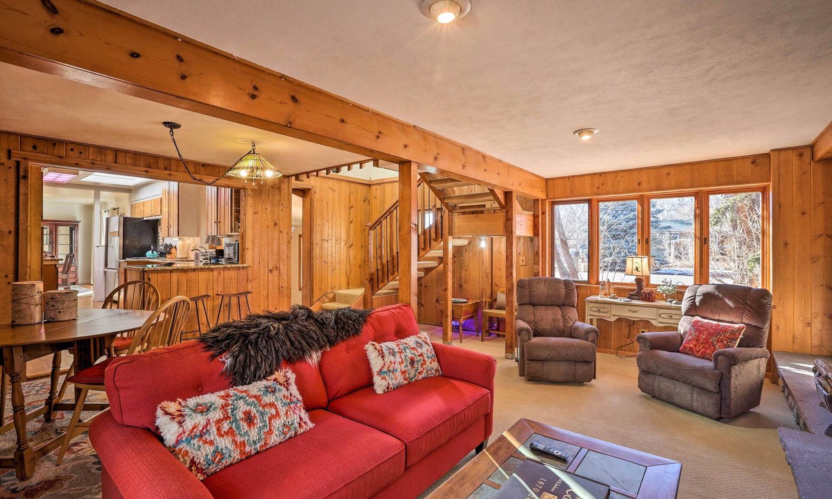 Morse Park House | 5 Mi to Dtwn Denver: Peaceful Lakewood Home!