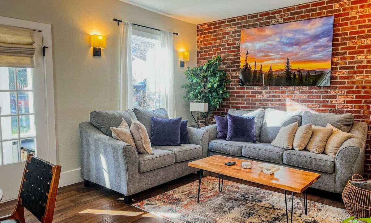 Mapleton Hill House | 9 Min Walk to Pearl Street - Downtown Boulder