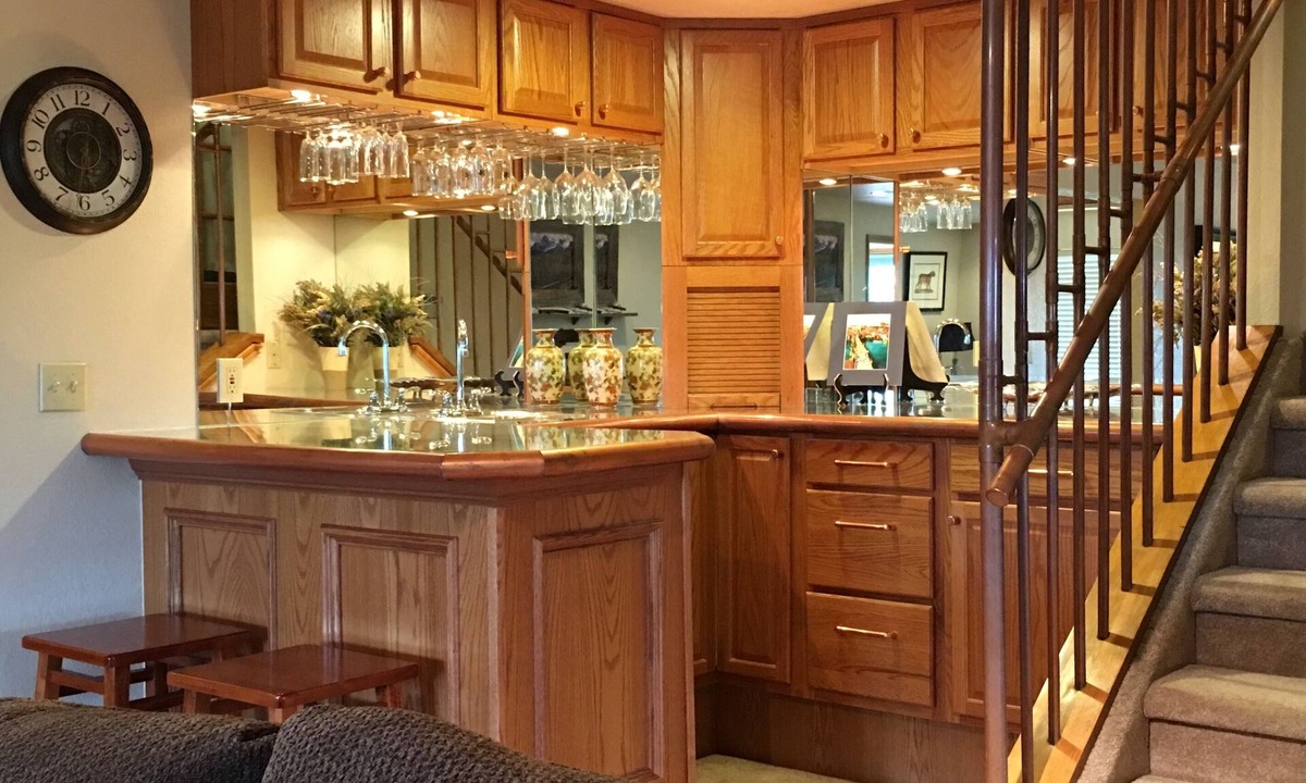 Mountain Shadows Apartment | A Pikes Peak Pleasure!