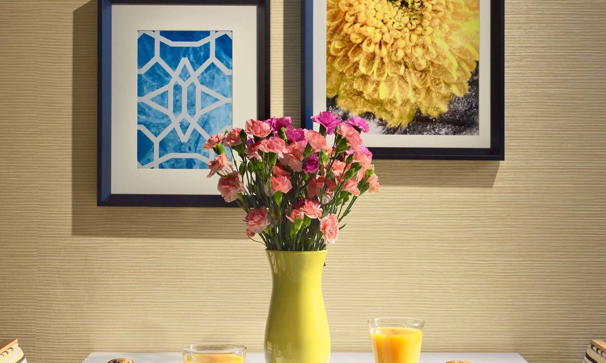 Westlake Hotel | A Place You'll Surely Enjoy! 4 Family-friendly Units & Parking