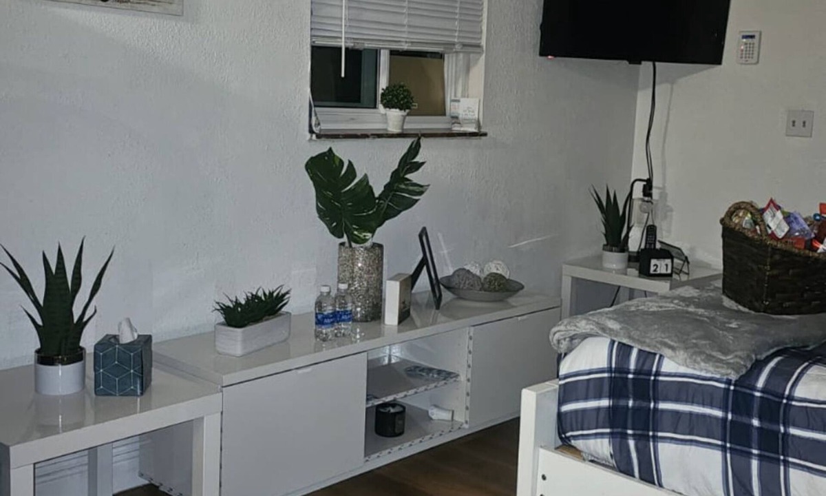 Miami Gardens Apartment | A tranquil getaway.