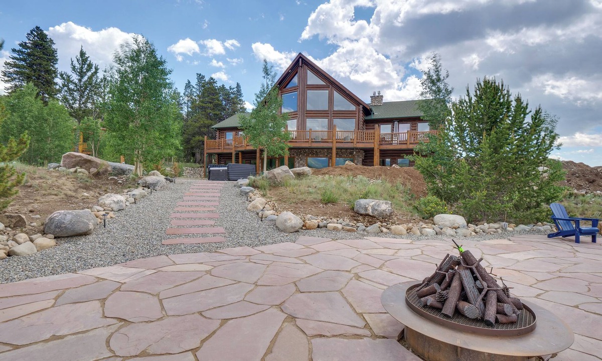 Alma House | Alma Mountain Getaway w/Private Hot Tub & Views