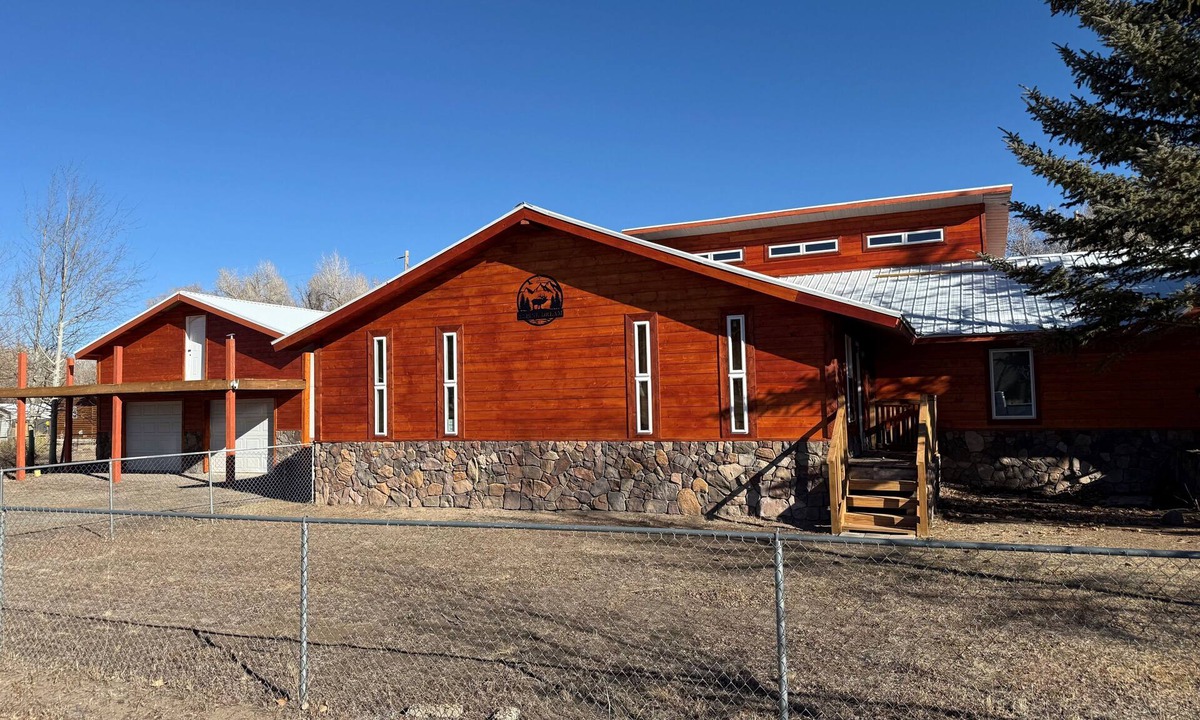 Alpine Village House | Alpine Dream | ATV, Fishing & Mountain Escape