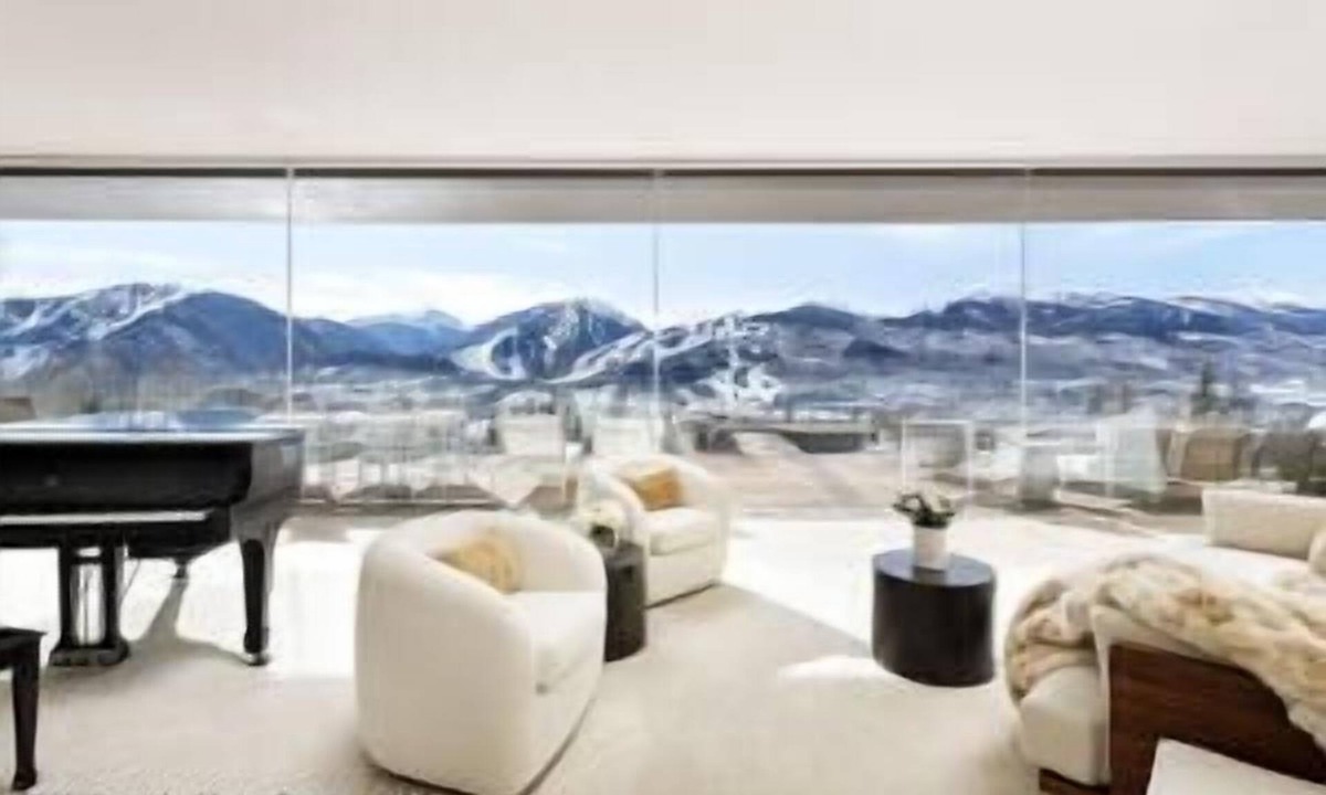 Aspen House | Amazing Eppley Estate