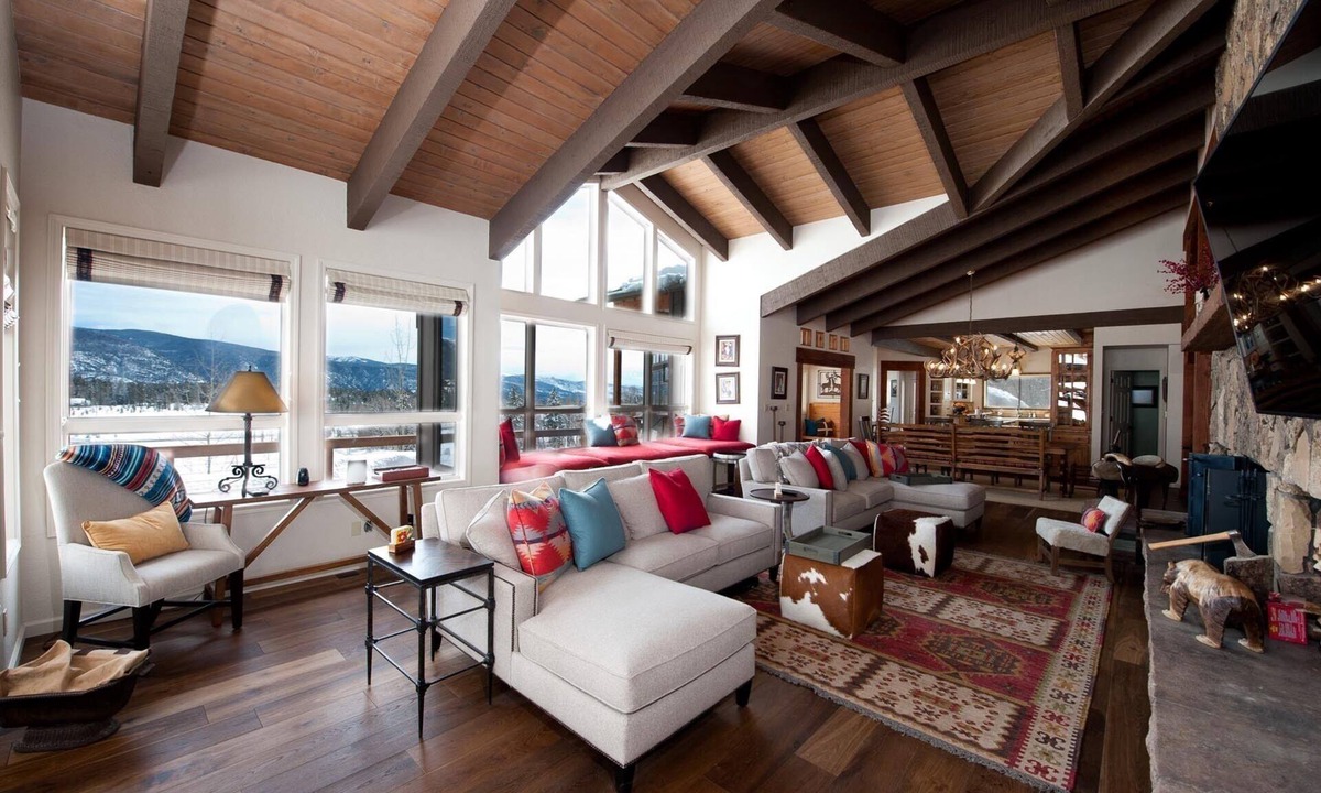 Purgatory House | Amazing Luxury Home - Views/Hot Tub/Fire Pit/Ping Pong - 3 Miles to Purg