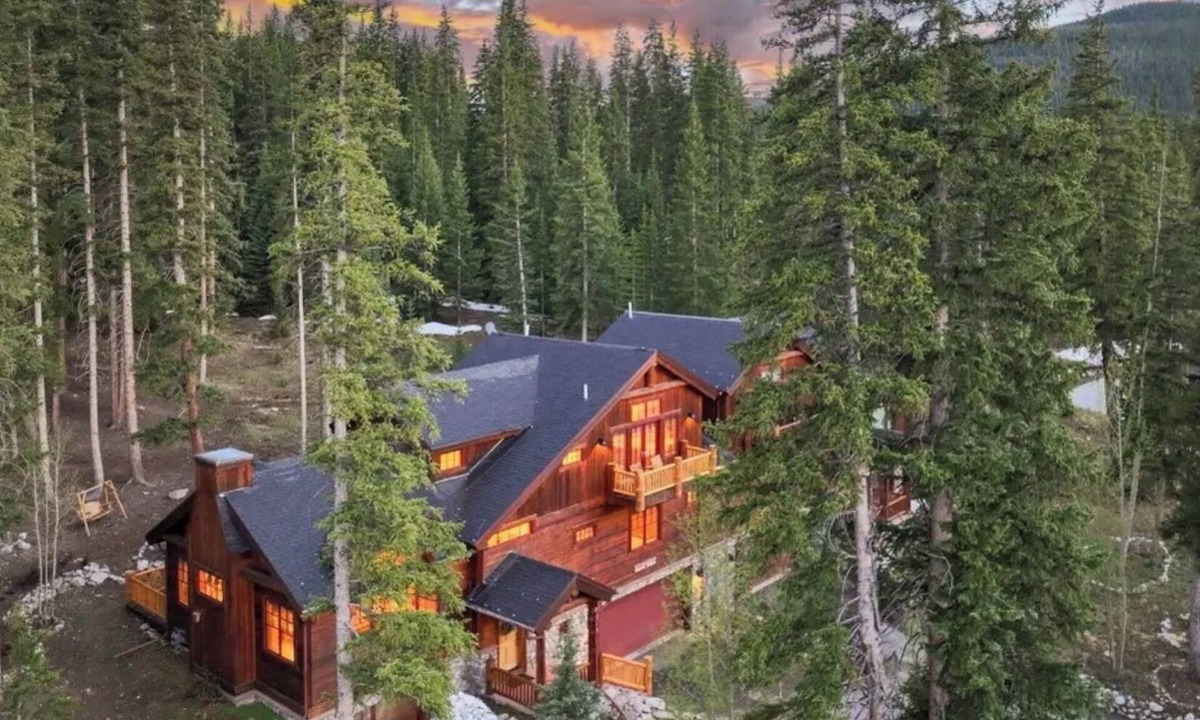 Blue River House | Amazing Mountain Home in Blue River-7 minutes from Breckenridge!