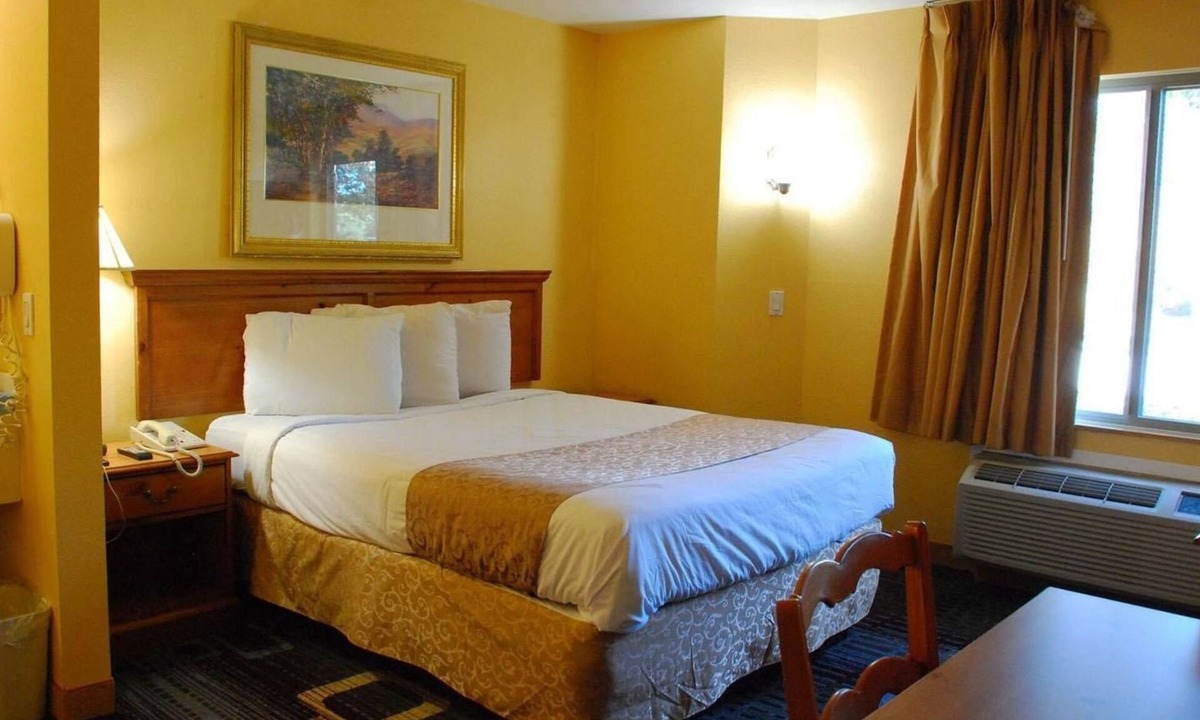 Addison Hotel | Americas Best Value Inn Addison Dallas