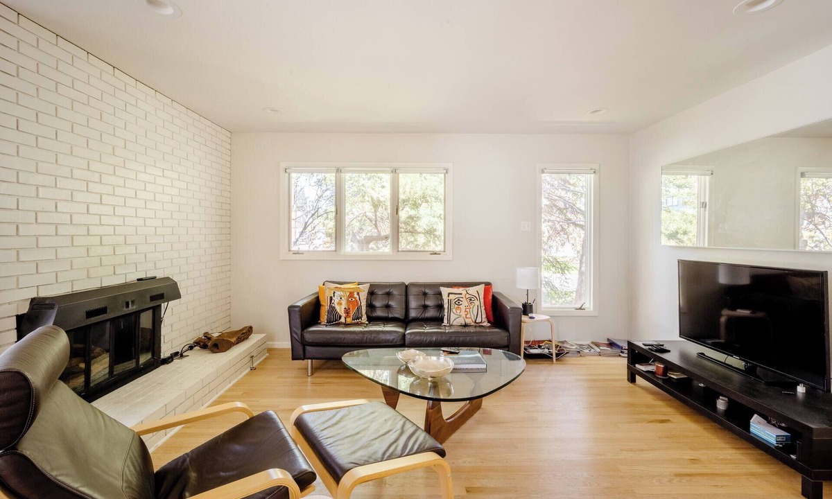Interurban Park House | An updated mid-century modern house in one of Boulder's best neighborhoods.