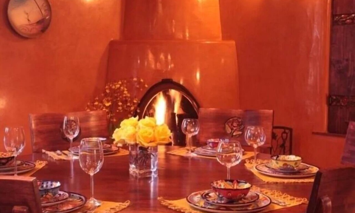 Downtown Santa Fe Hotel | Antigua Inn-Private Historic East Side property steps from the Plaza.
