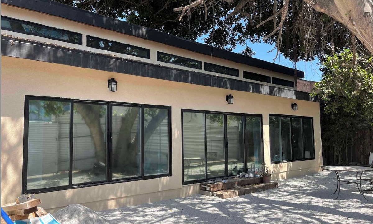 Huntington Beach Apartment | Artsy, classy beachside loft within walking distance of restaurants and bars.