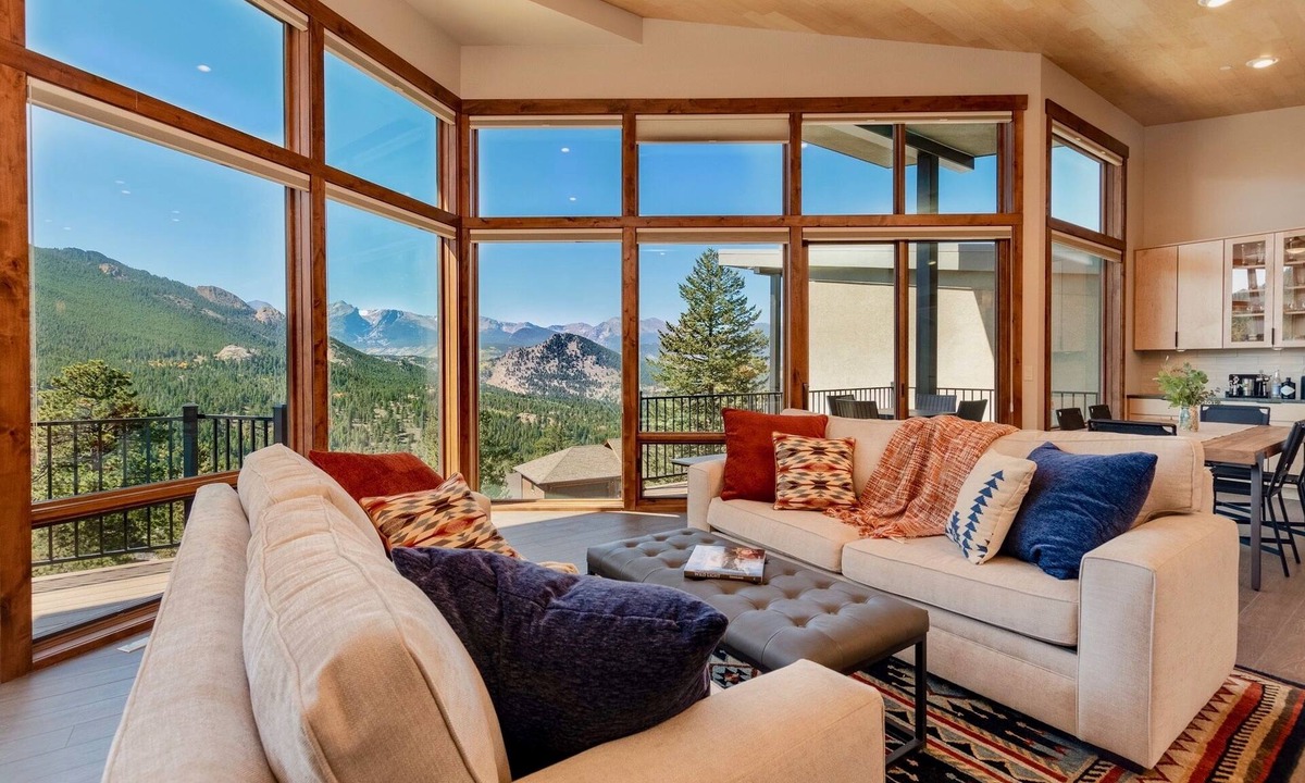 Windcliff Estates House | Azure Vista Vacation Home at Windcliff