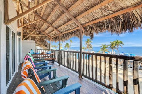 Hollywood House | Beach Condo 2BR & Efficiency Combo on Hollywood Beach