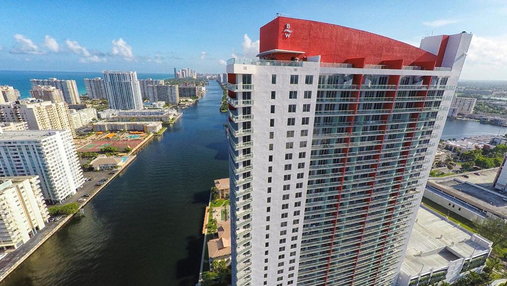 Hallandale Beach Apartment | Beachwalk Resort Residence
