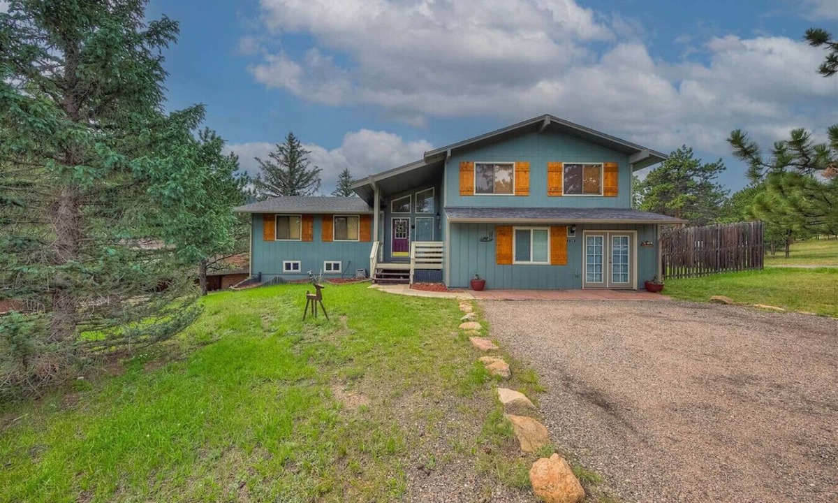 Estes Park House | Bear Tracks- Game Room with a Big Fenced in Backyard!