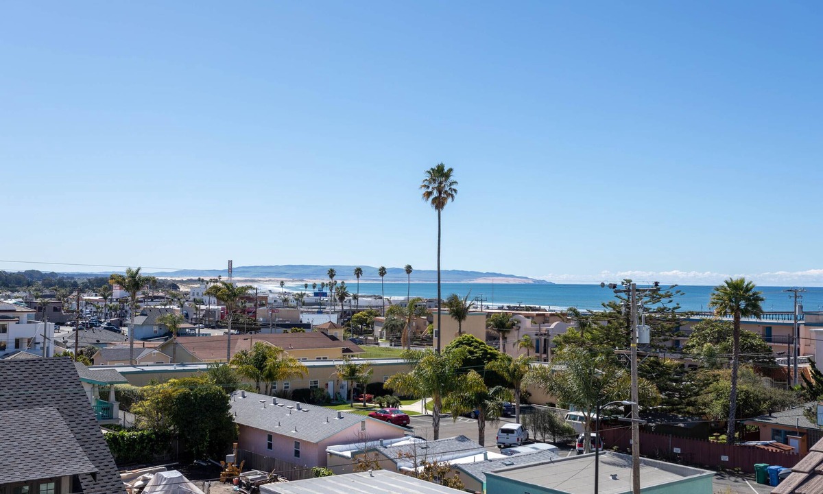 Downtown House | Beautiful Updated House with Ocean Views in Downtown Pismo
