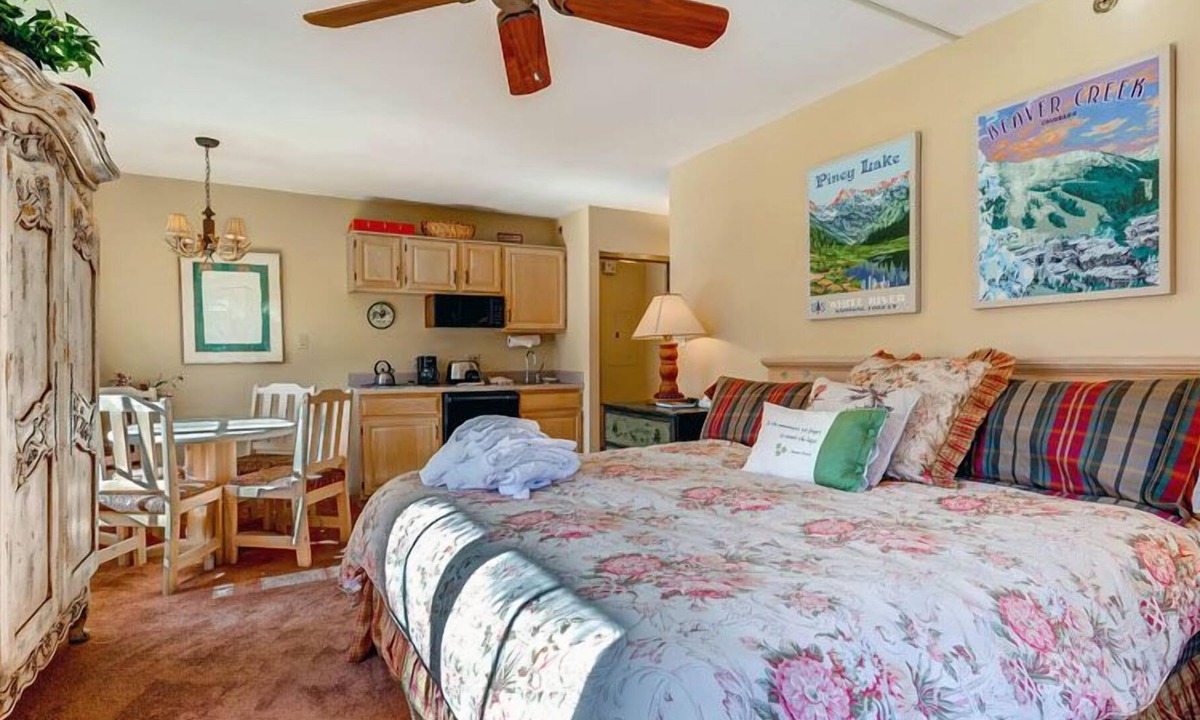 Beaver Creek Apartment | Beaver Creek Home in Ski-In/Ski-Out Complex with Shared Hot Tub/Pool, W/D, WiFi!